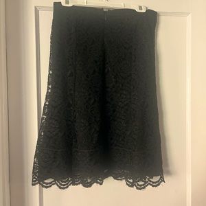 Old Navy black Lace Skirt size 8